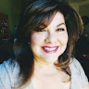 Meet your Posher, Cynthia